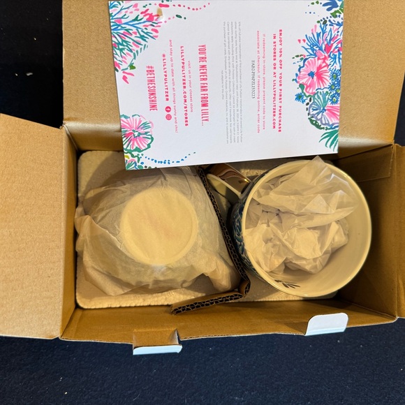 Lilly Pulitzer Blue, Green and Gold Floral Ceramic Mugs (2) - Picture 3 of 8